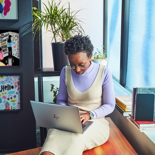HP ZBook Firefly G11 - System Active
